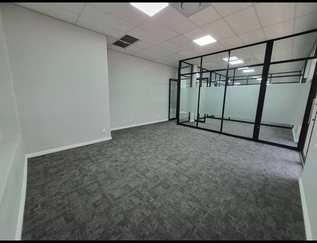 439M² OFFICE TO LET IN RIVONIA